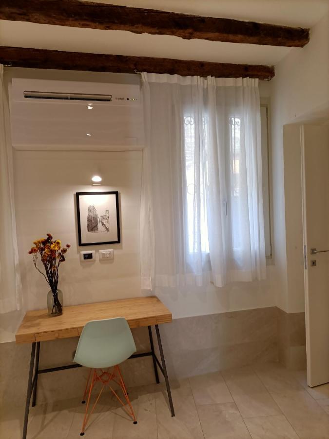 Casanova Venezia - Rialto Artistic Apartment Veneza Exterior foto