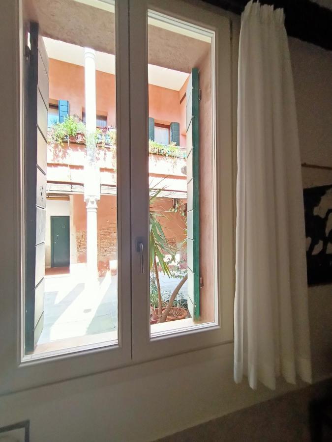 Casanova Venezia - Rialto Artistic Apartment Veneza Exterior foto